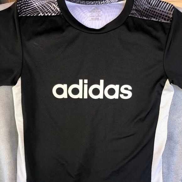 𝅺nwot Kids Large (14/16) Adidas Climacool Jersey - Picture 1 of 6